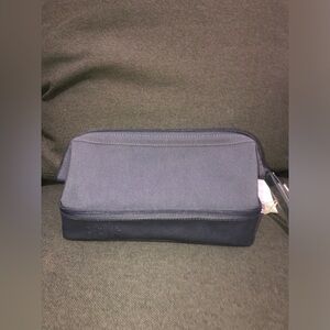 Beis Dopp kit in navy
